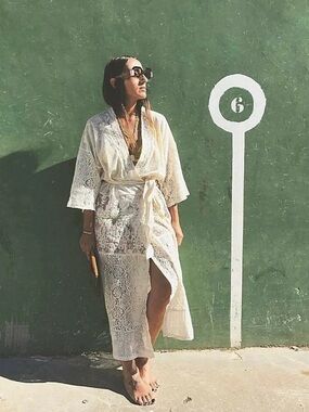 ZARA Cream Lace Kimono Duster Flowing Wrap Dress Cover-Up Beach Vacation Boho M